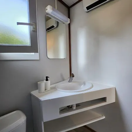 Petits D'herm Kamp alanı *