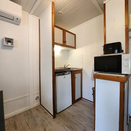 Petits D'herm Kamp alanı